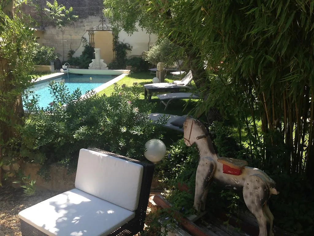 Maison Des Baux Arts Hotel Guest house